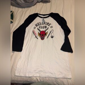 Stranger Things Hellfire Club Logo Adult Baseball Shirt Size Large Netflix